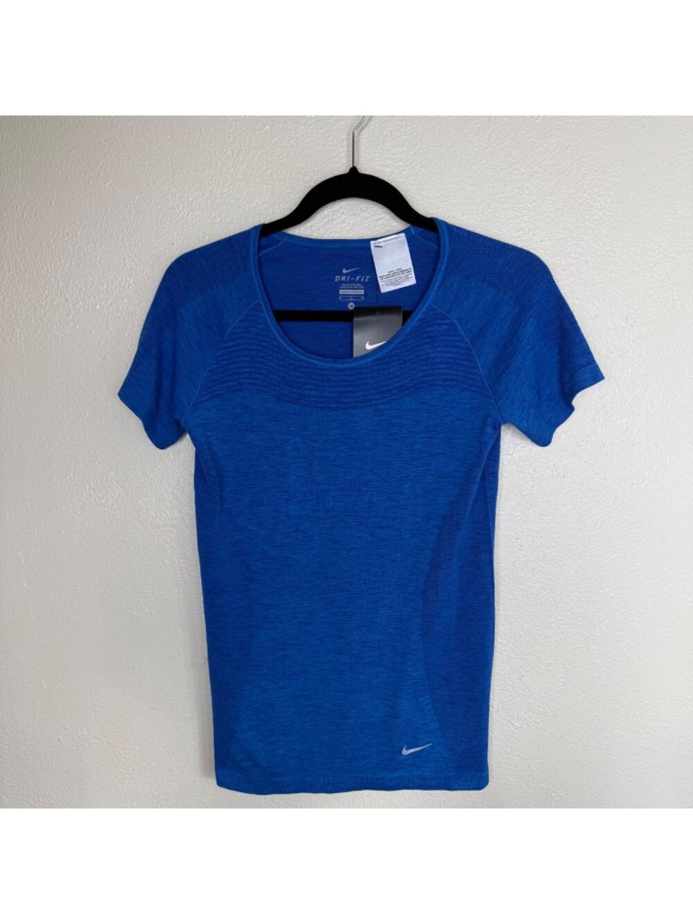Nike Womens Blue Dri-Fit Running T-Shirt Short Sleeve Lightweight Sz M NWT